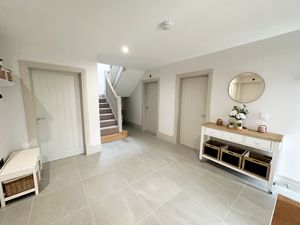 Entrance Hall 2- click for photo gallery